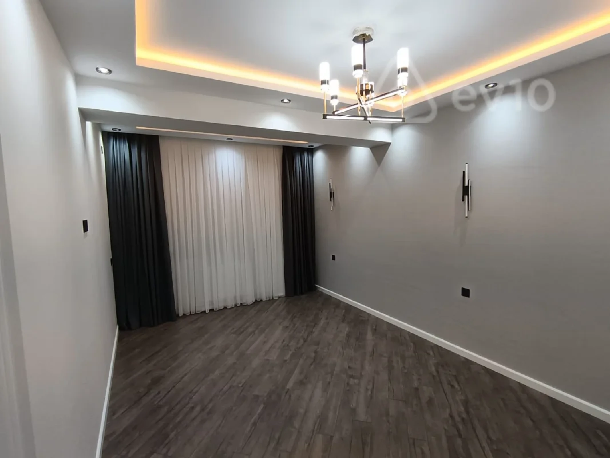 Satılır 3 otaqlı yeni tikili 84 m²