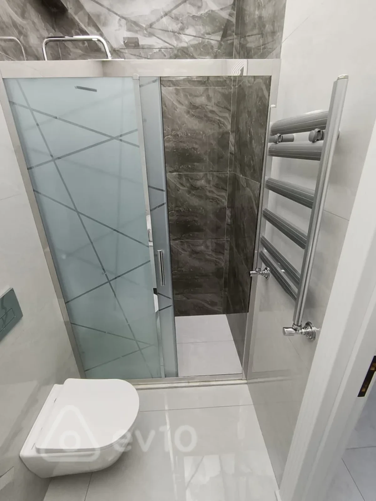 Satılır 3 otaqlı yeni tikili 84 m²