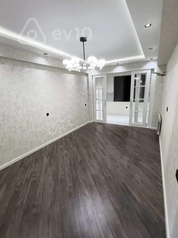 Satılır 3 otaqlı yeni tikili 84 m²
