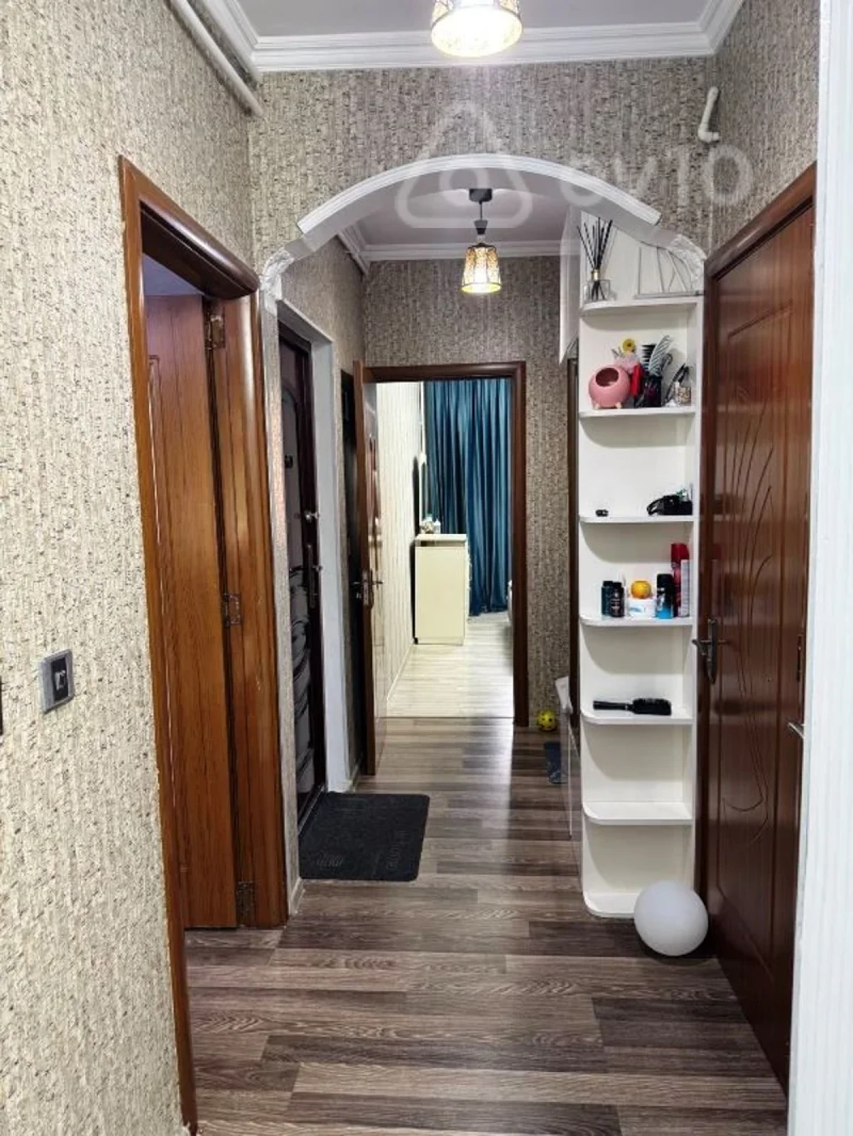 Satılır 3 otaqlı köhnə tikili 55 m²