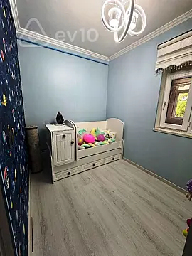 Satılır 3 otaqlı köhnə tikili 55 m²