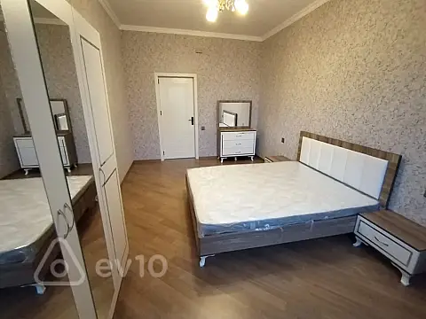 Kirayə verilir 2 otaqlı yeni tikili 79 m²