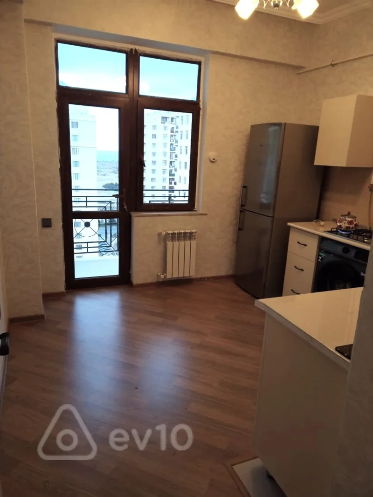 Kirayə verilir 2 otaqlı yeni tikili 79 m²