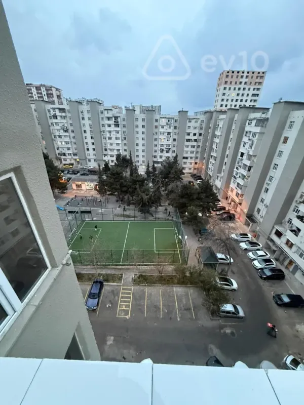 Satılır 2 otaqlı köhnə tikili 60 m²