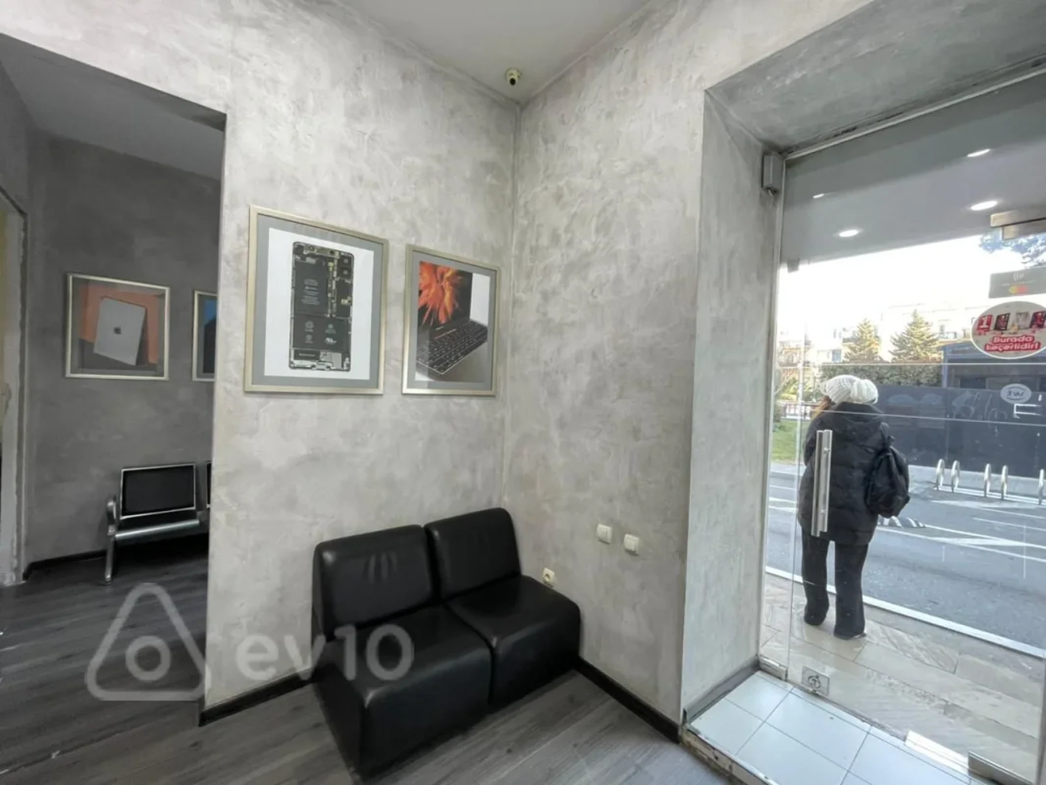 Kirayə verilir 3 otaqlı ofis 90 m²