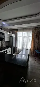 Kirayə verilir 3 otaqlı yeni tikili 100 m²