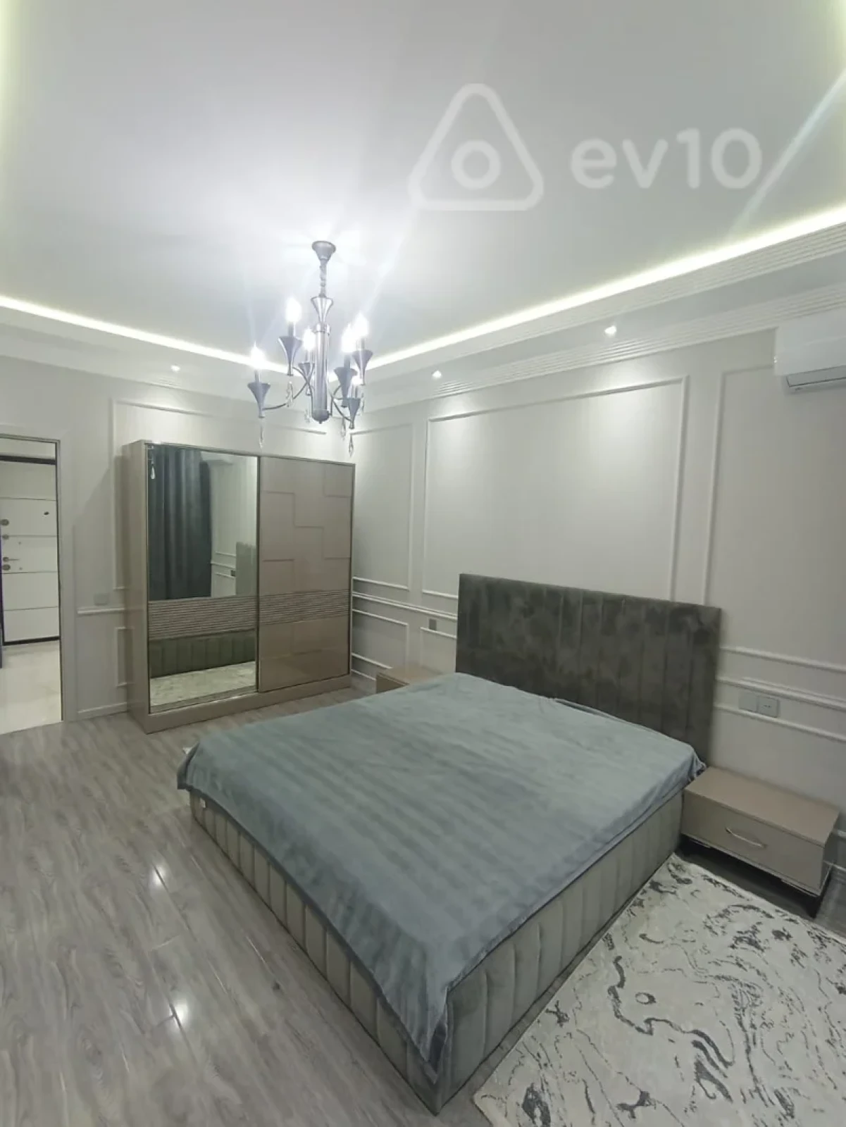 Kirayə verilir 2 otaqlı yeni tikili 100 m²