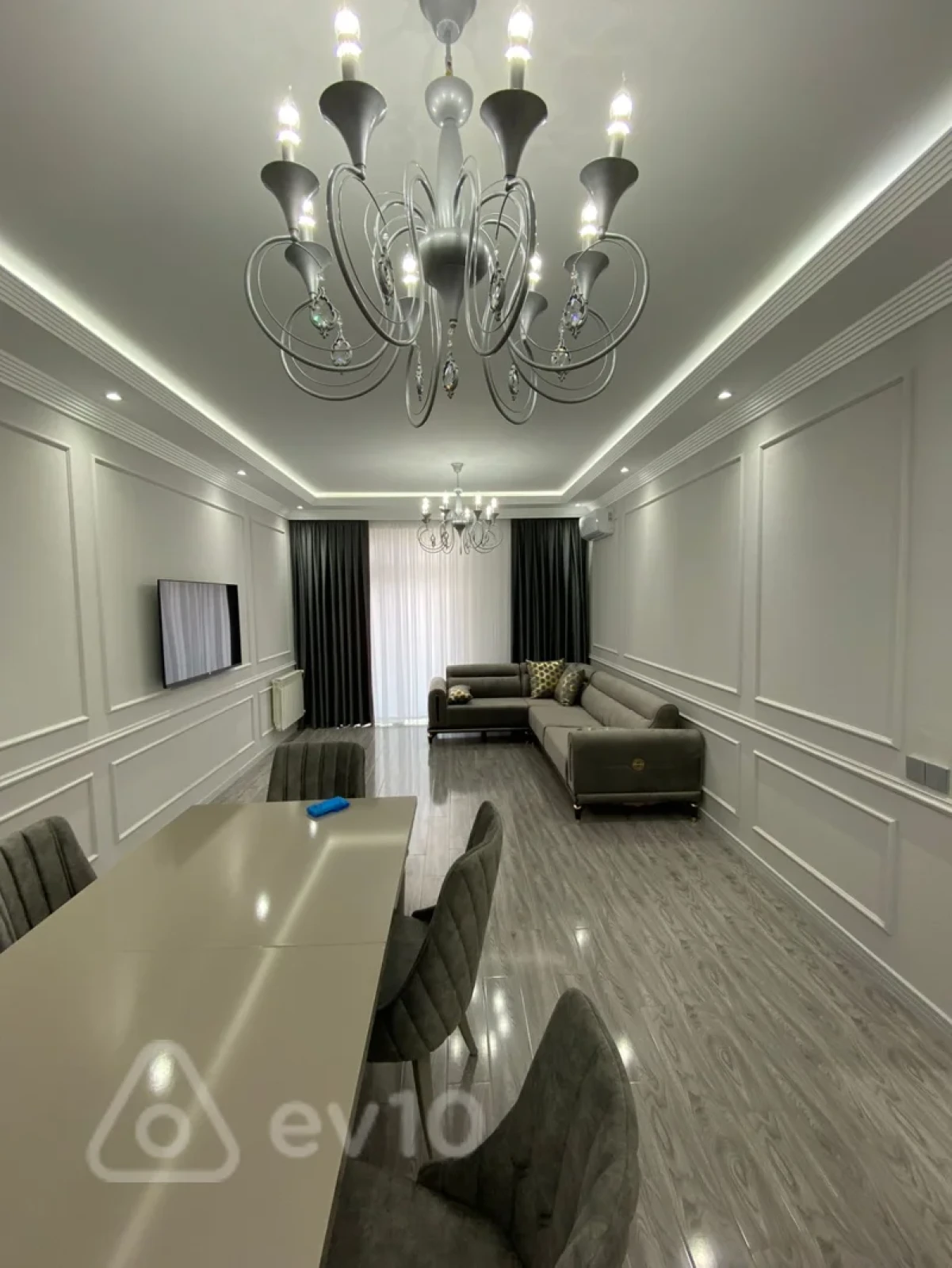 Kirayə verilir 2 otaqlı yeni tikili 100 m²