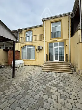 Kirayə verilir 4 otaqlı həyət evi 200 m² — Bakı, Səbail 4 otaq 200.00 m²