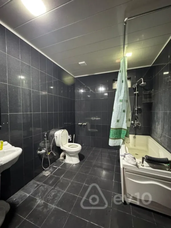 Kirayə verilir 4 otaqlı həyət evi 200 m²