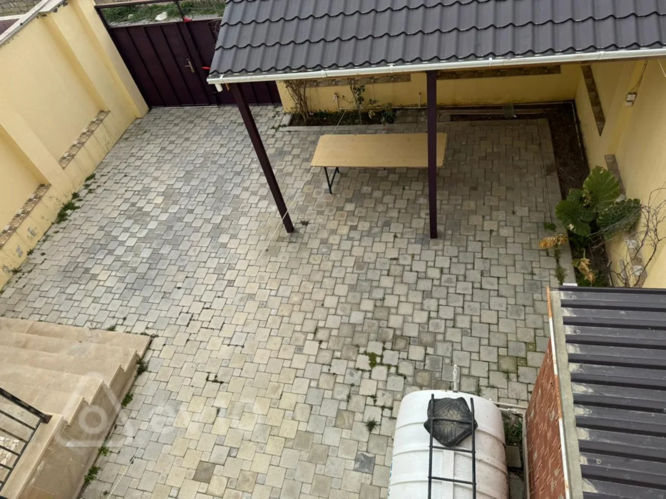 Kirayə verilir 4 otaqlı həyət evi 200 m²