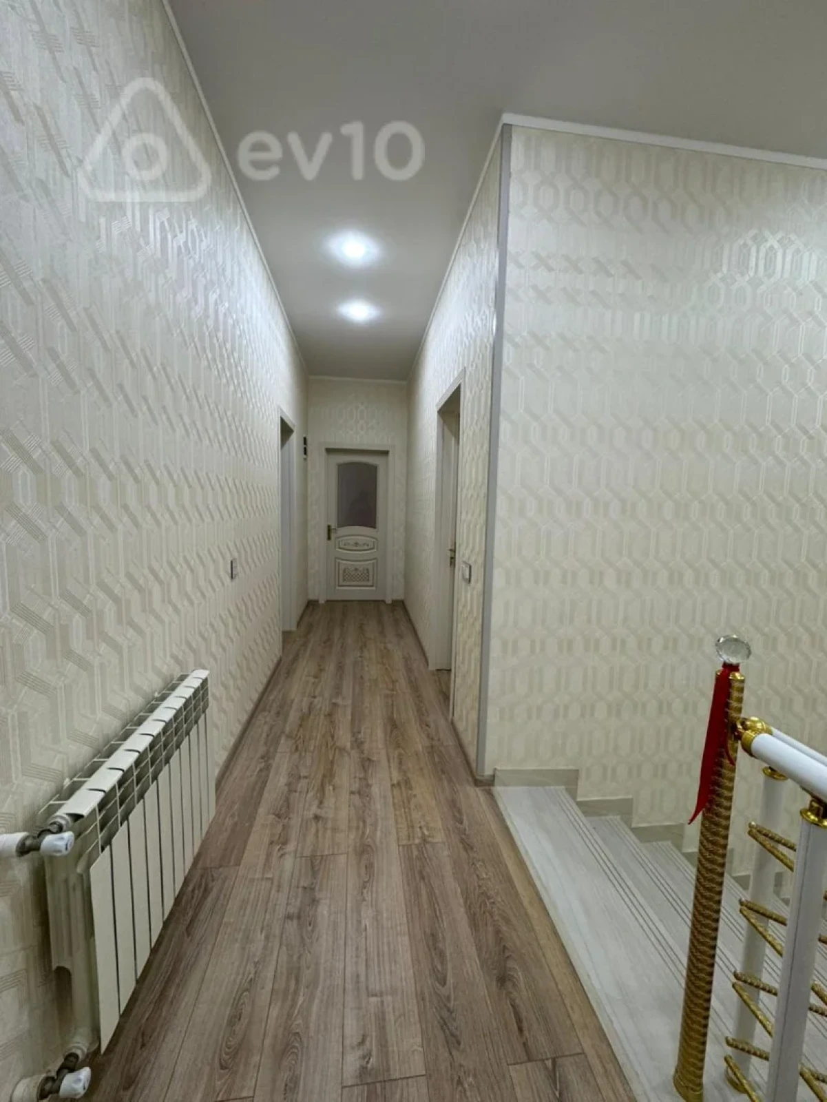 Kirayə verilir 4 otaqlı həyət evi 200 m²