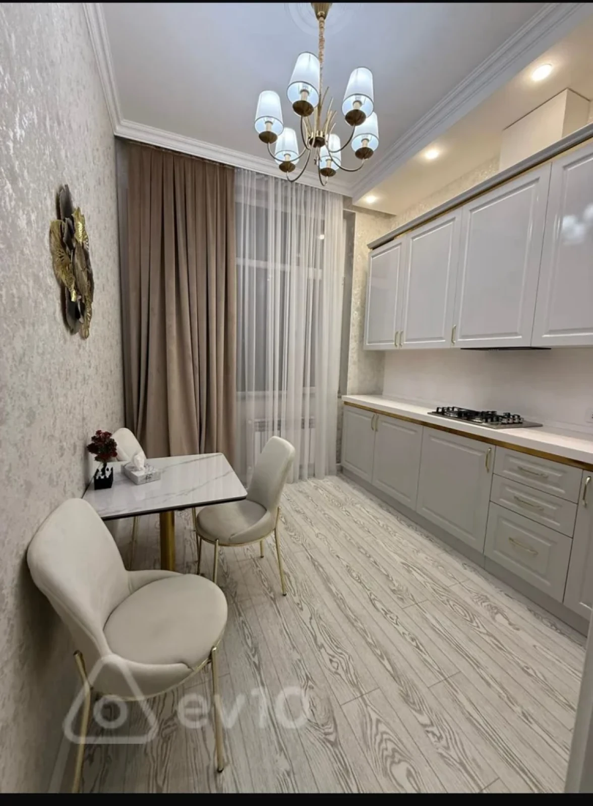 Kirayə verilir 2 otaqlı yeni tikili 68 m²