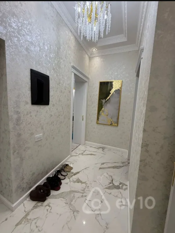 Kirayə verilir 2 otaqlı yeni tikili 68 m²