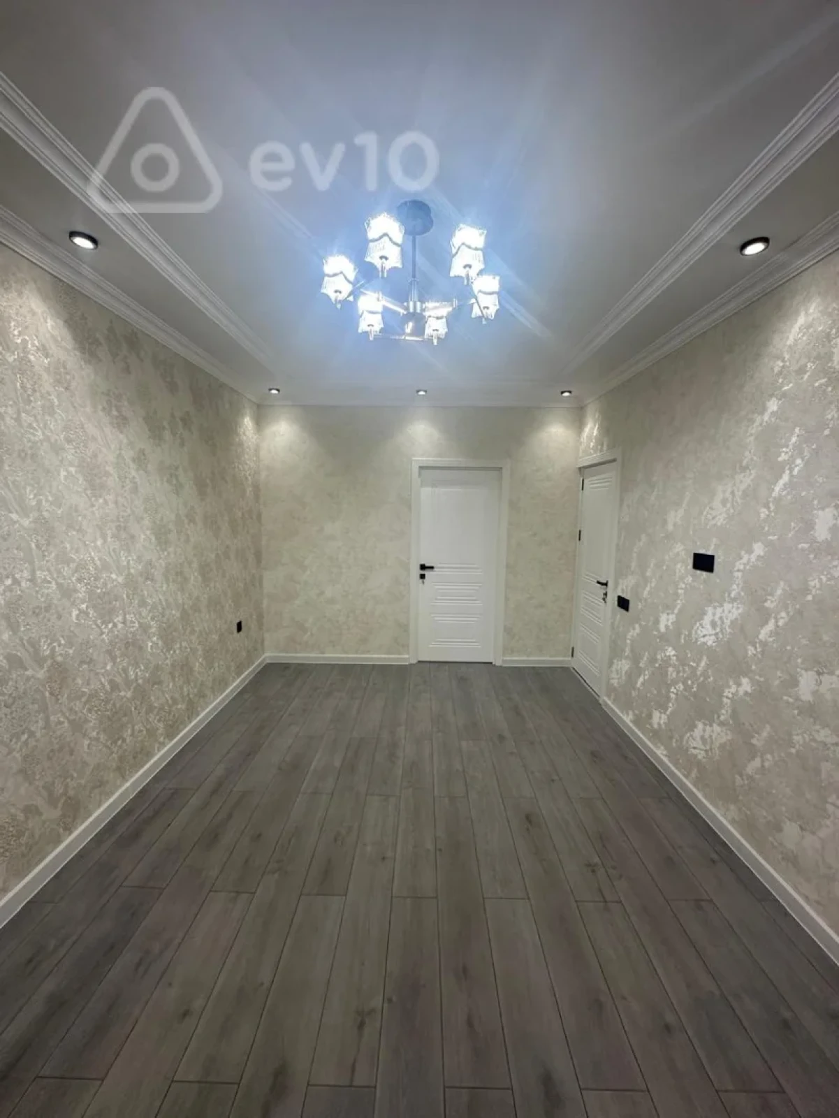 Satılır 3 otaqlı köhnə tikili 60 m²