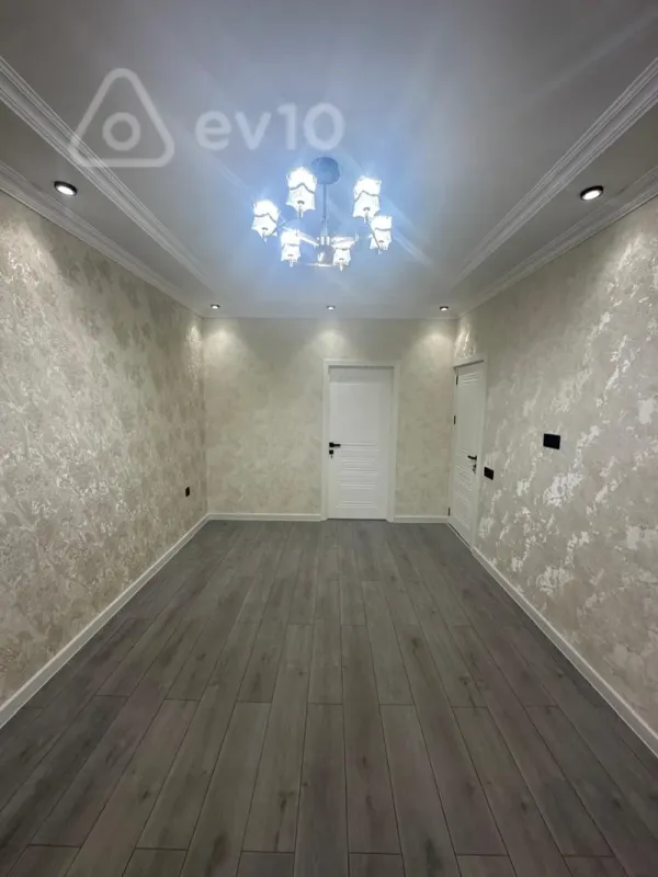 Satılır 3 otaqlı köhnə tikili 60 m²