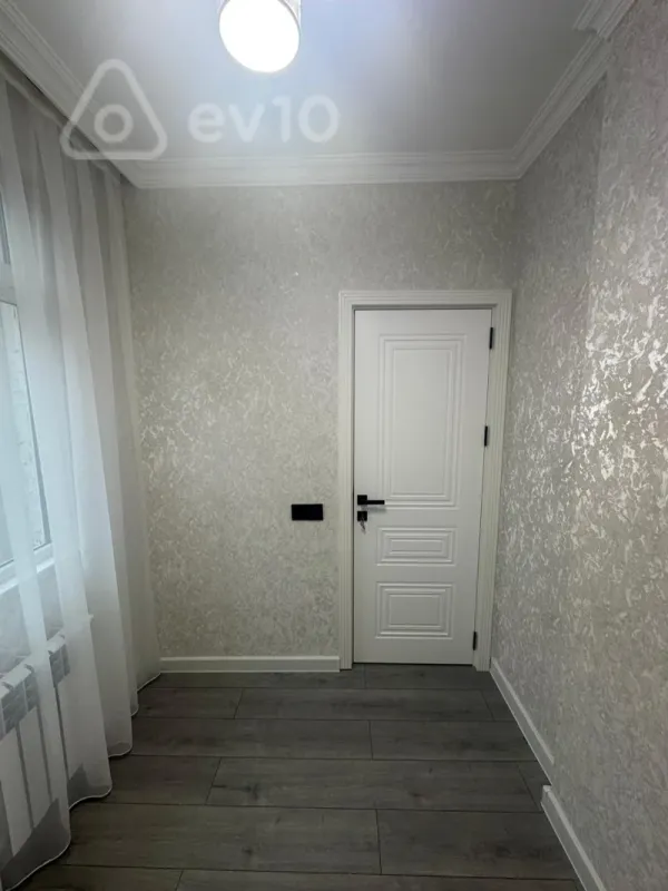 Satılır 3 otaqlı köhnə tikili 60 m²