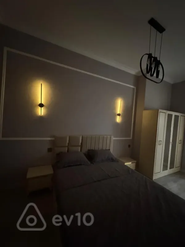 Kirayə verilir 2 otaqlı yeni tikili 87 m²