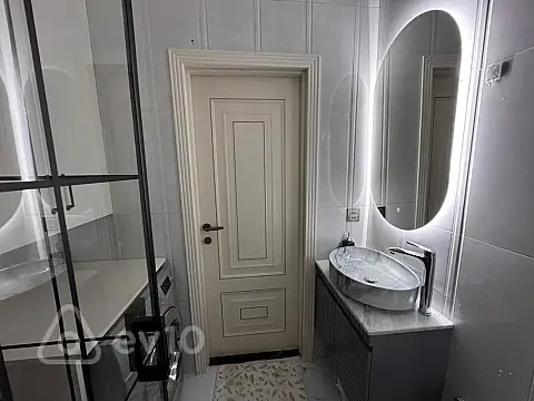 Kirayə verilir 2 otaqlı yeni tikili 87 m²