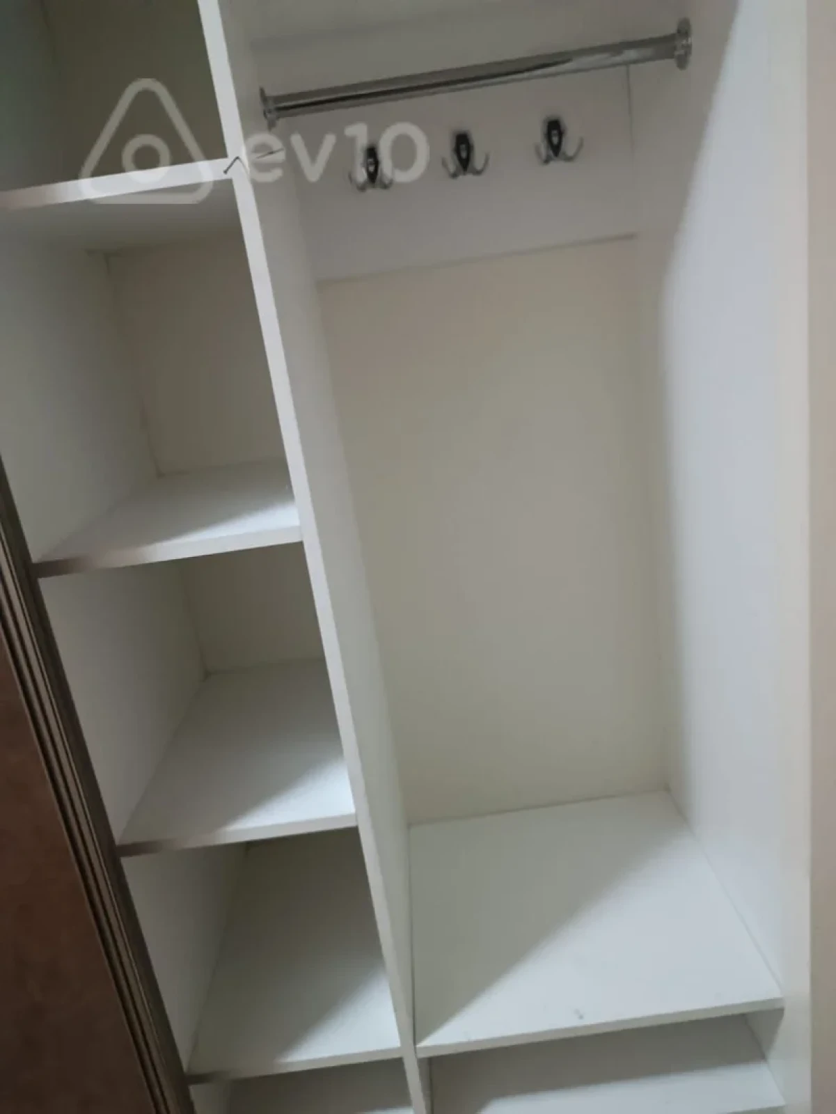 Kirayə verilir 3 otaqlı köhnə tikili 80 m²