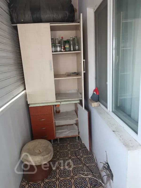 Kirayə verilir 3 otaqlı köhnə tikili 80 m²