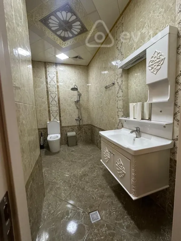 Kirayə verilir 3 otaqlı yeni tikili 100 m²