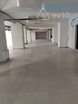 Satılır mənzil 886 m²