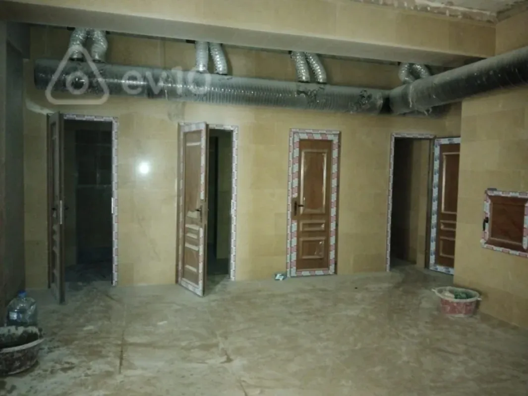 Satılır mənzil 886 m²