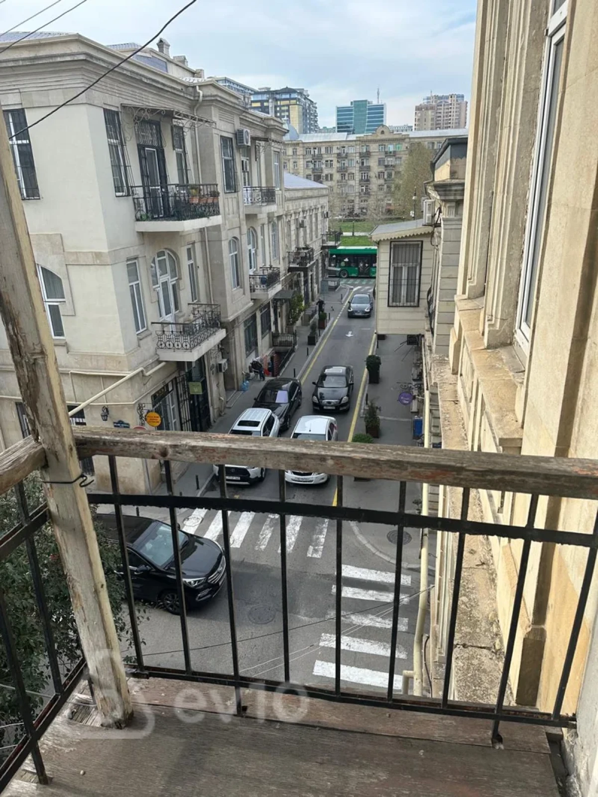 Kirayə verilir 3 otaqlı yeni tikili 120 m²