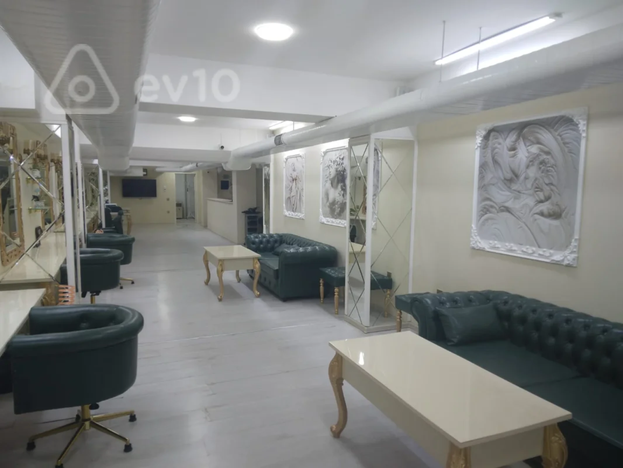 Kirayə verilir mənzil 200 m²