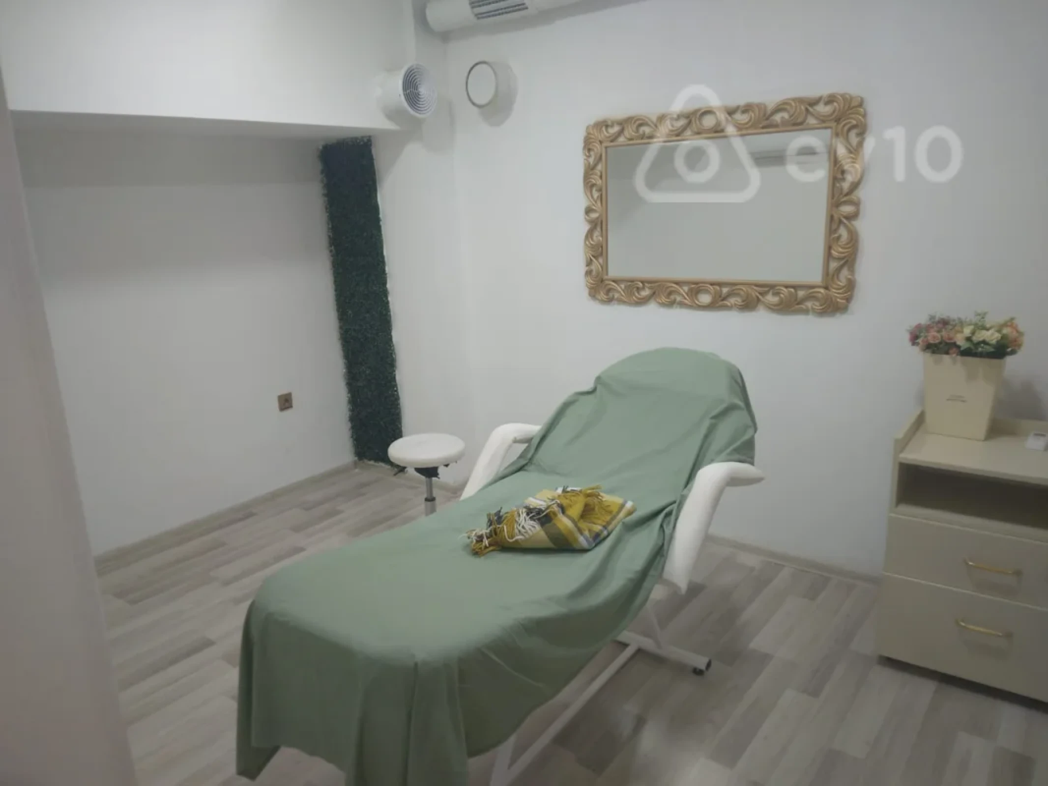 Kirayə verilir mənzil 200 m²