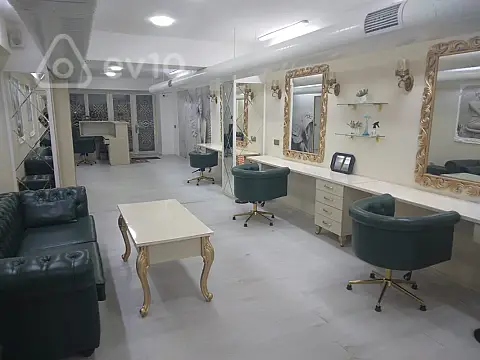 Kirayə verilir mənzil 200 m²