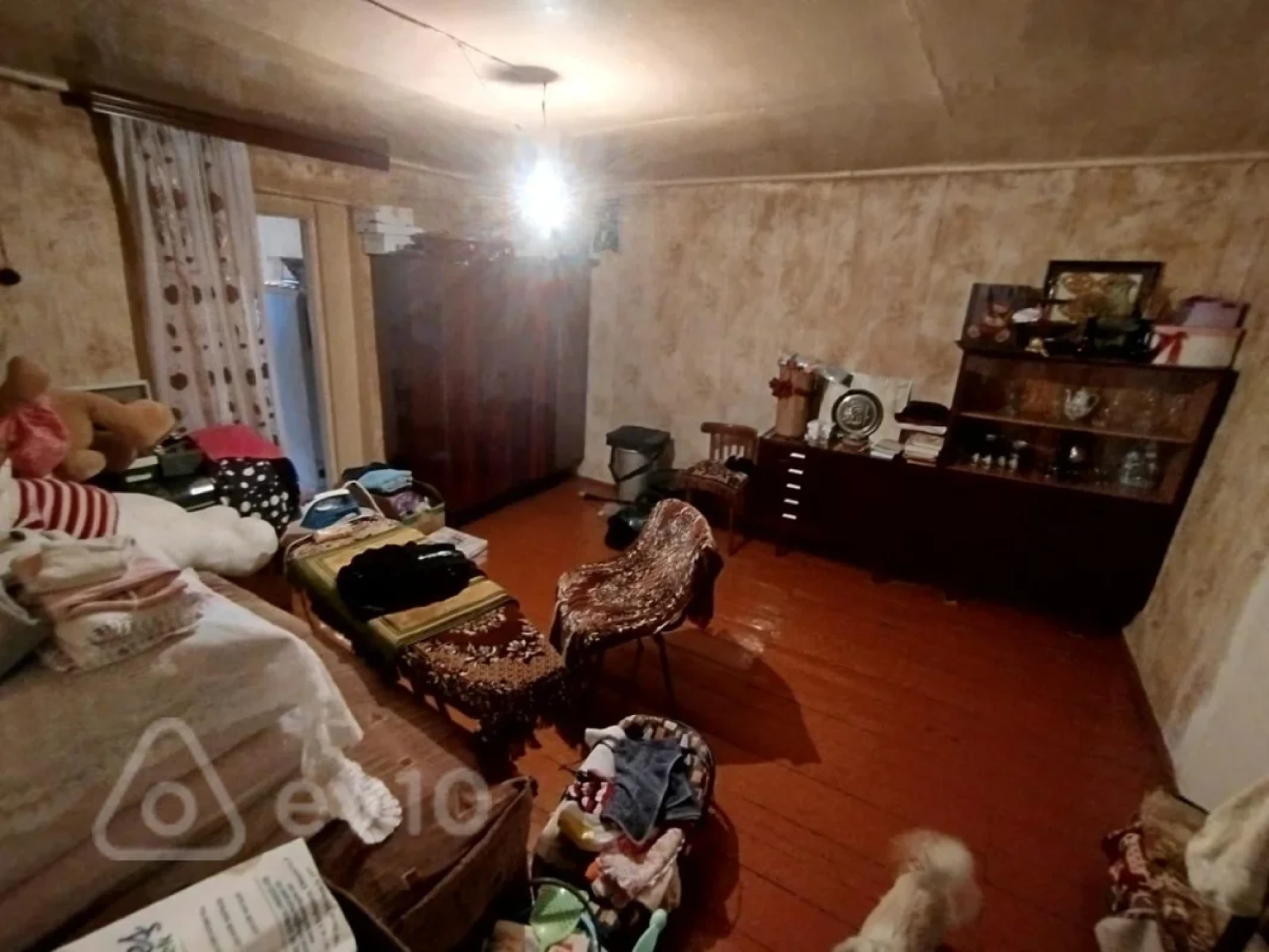 Satılır 14 otaqlı həyət evi 310 m²