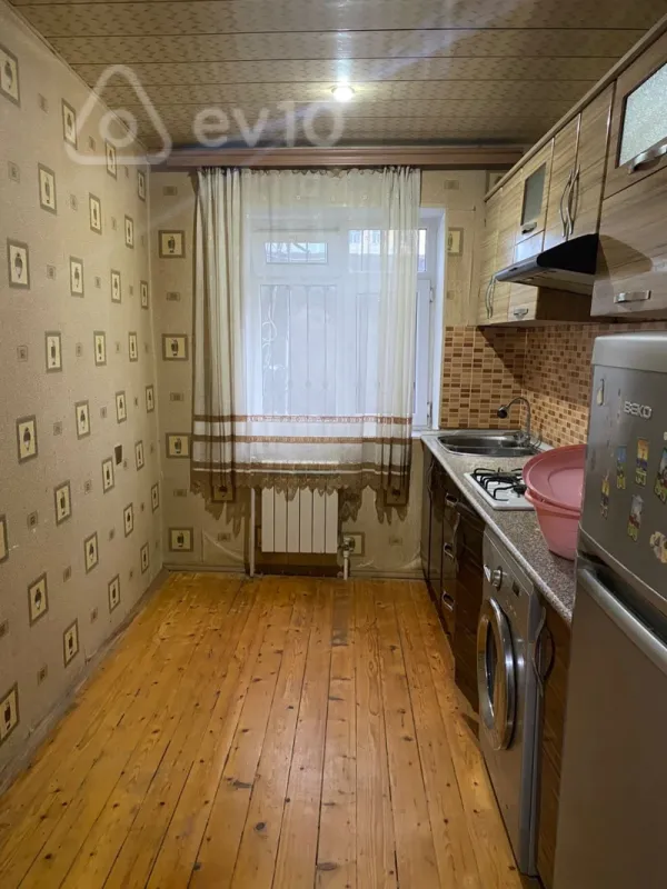 Kirayə verilir 3 otaqlı həyət evi 90 m²