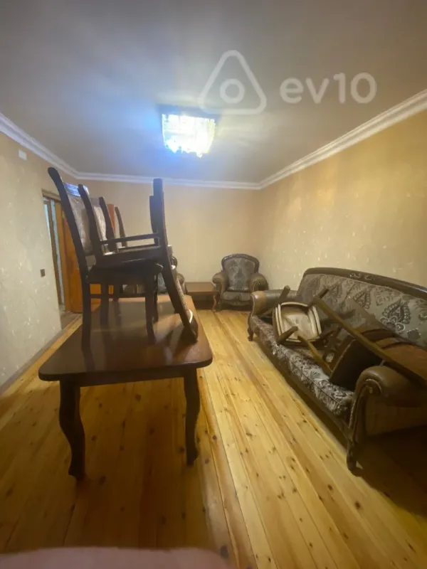 Kirayə verilir 3 otaqlı həyət evi 90 m²