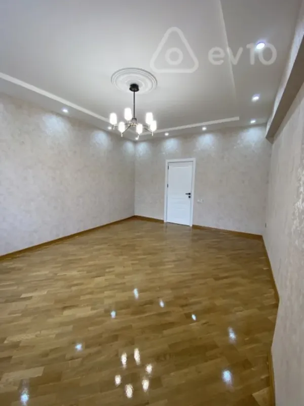 Satılır 3 otaqlı yeni tikili 84 m²