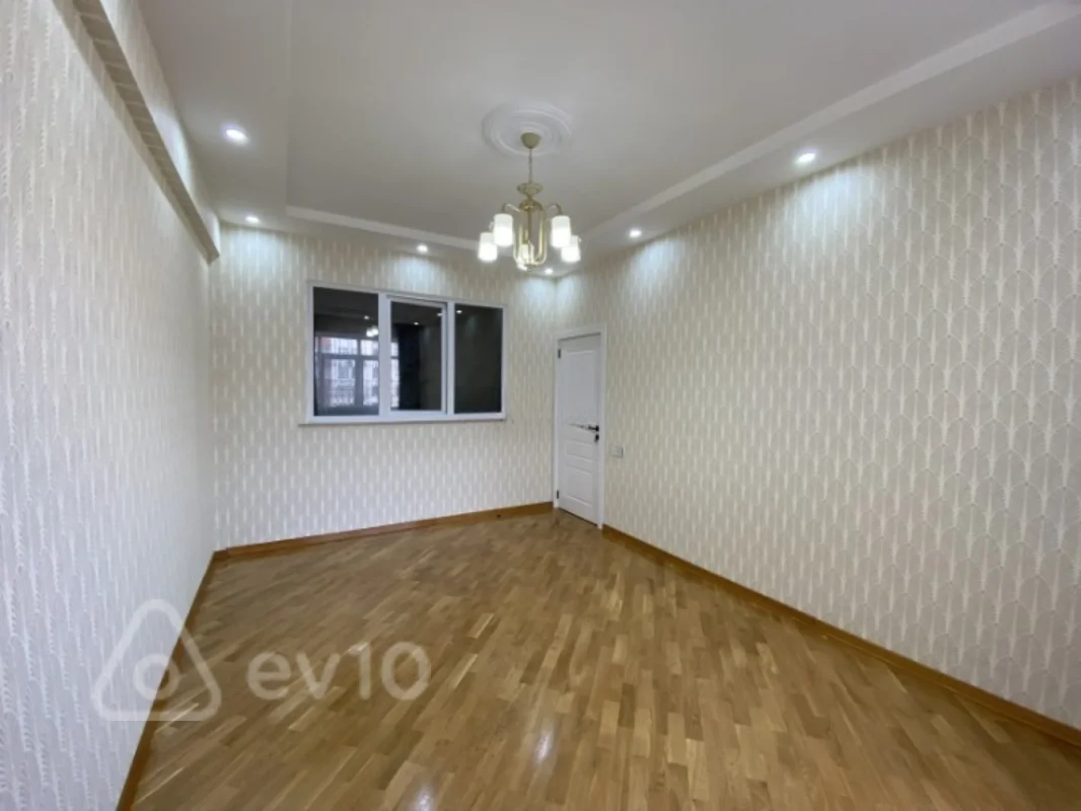 Satılır 3 otaqlı yeni tikili 84 m²
