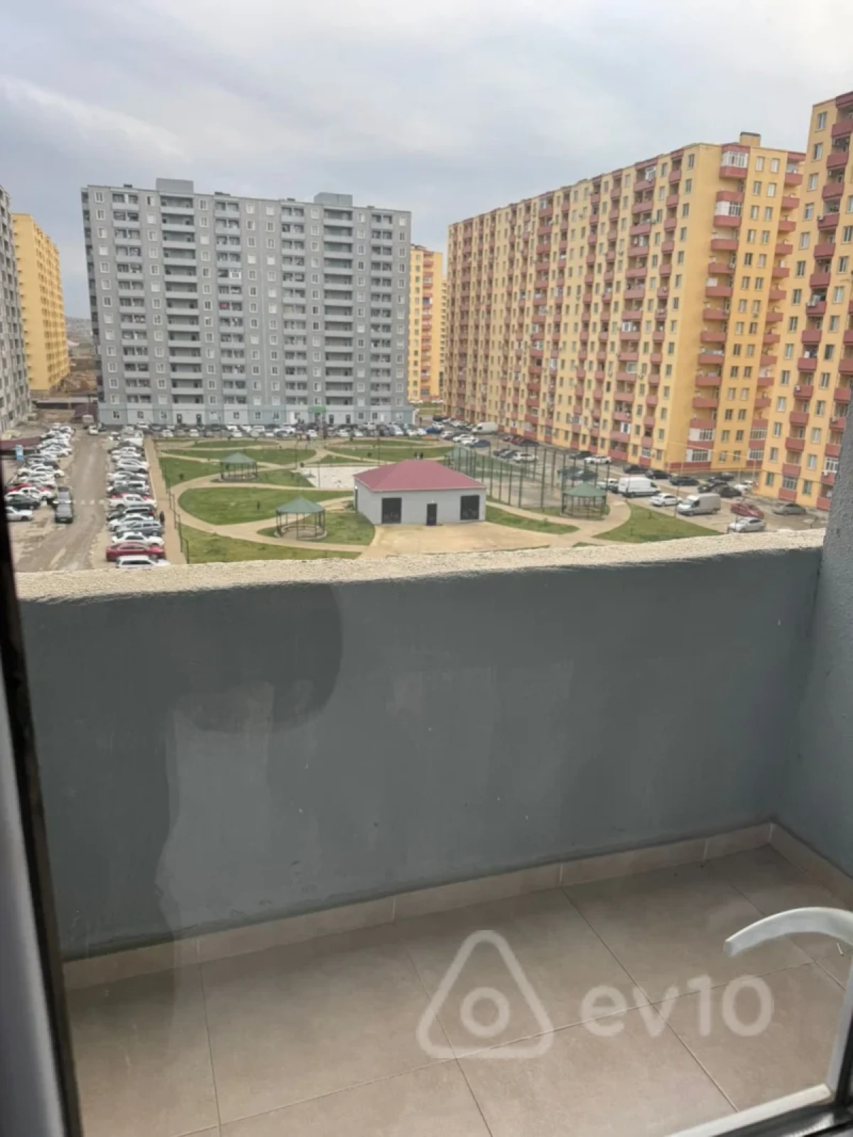 Satılır 3 otaqlı yeni tikili 151 m²