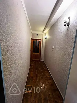 Satılır 3 otaqlı köhnə tikili 60 m²
