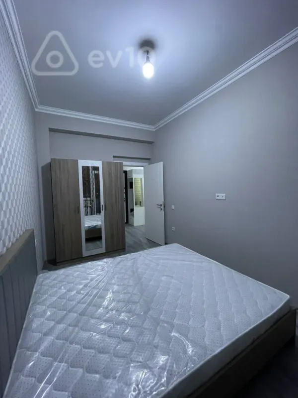 Kirayə verilir 2 otaqlı yeni tikili 50 m²