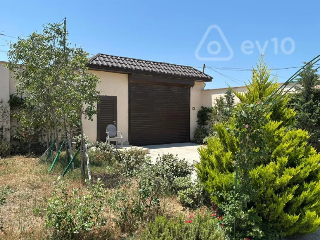 Kirayə verilir 5 otaqlı həyət evi 230 m²