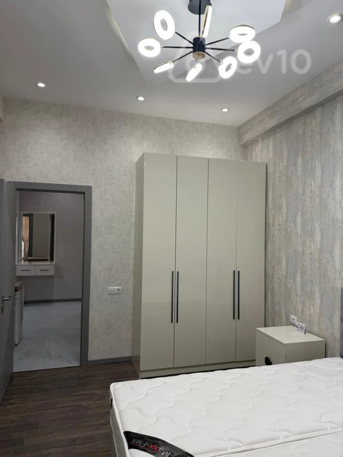 Kirayə verilir 2 otaqlı yeni tikili 95 m²
