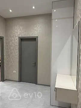 Kirayə verilir 2 otaqlı yeni tikili 95 m²