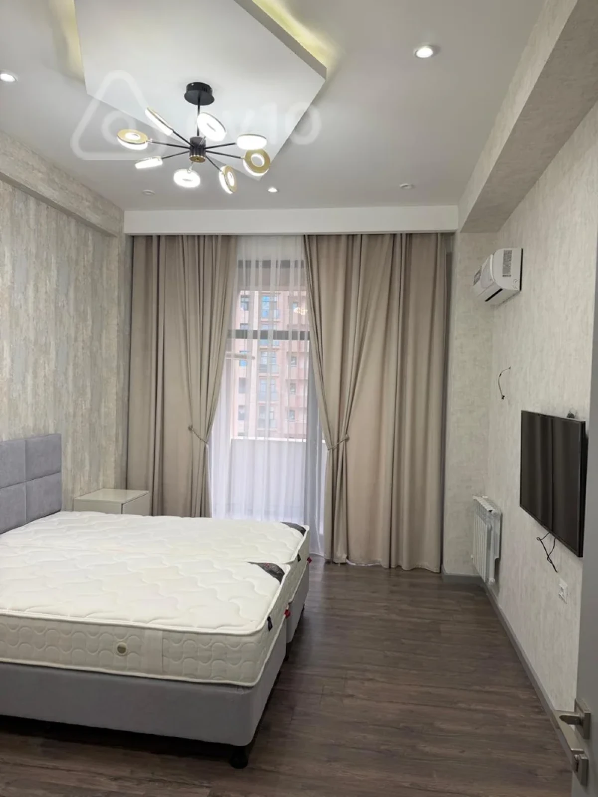 Kirayə verilir 2 otaqlı yeni tikili 95 m²