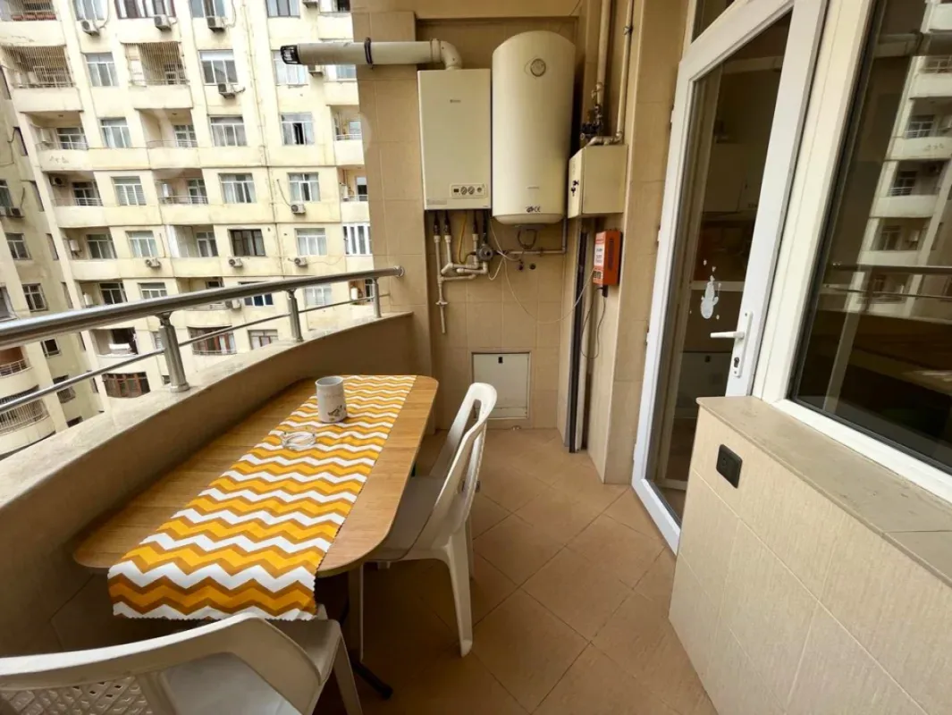 Kirayə verilir 3 otaqlı yeni tikili 100 m²