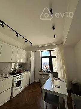 Kirayə verilir 2 otaqlı yeni tikili 102 m²