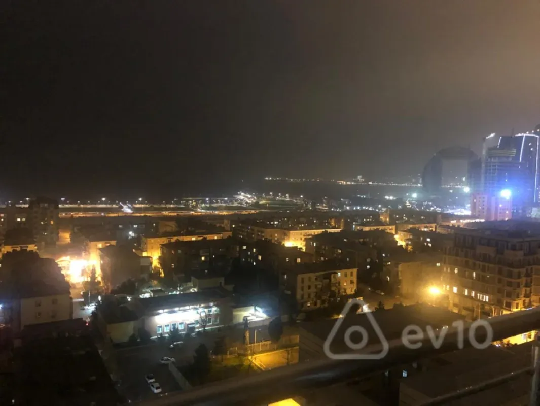 Kirayə verilir 2 otaqlı yeni tikili 85 m²