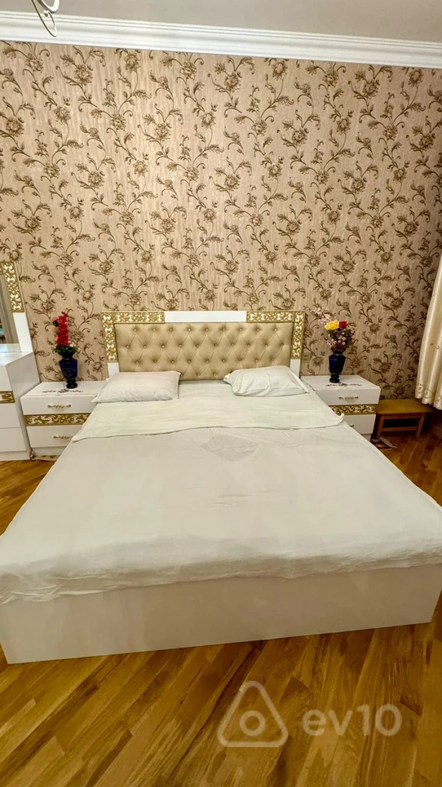 Kirayə verilir 3 otaqlı yeni tikili 130 m²