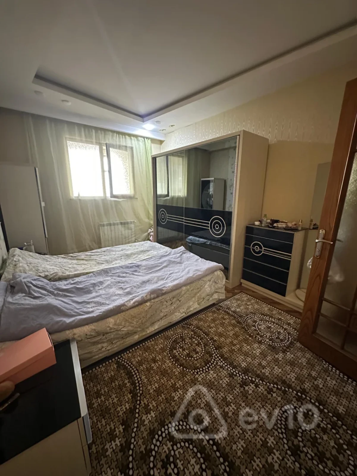 Kirayə verilir 2 otaqlı yeni tikili 90 m²