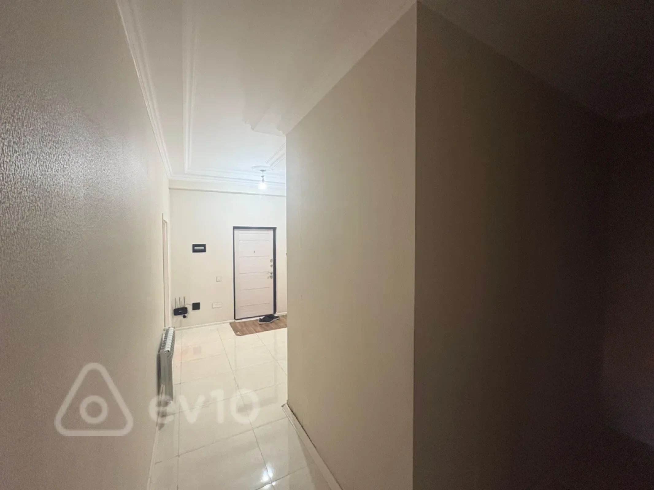 Kirayə verilir 2 otaqlı yeni tikili 90 m²